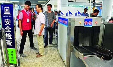 迎亞青，保安全 南京地鐵8月1日起全面升級(jí)安檢